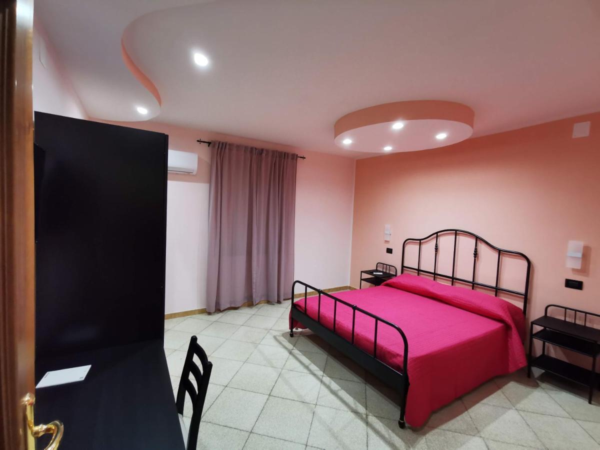 Bed And Breakfast Picentia 19 Pontecagnano Exterior foto